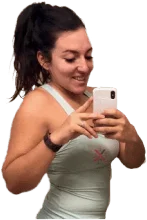 female fitness progress selfie after weight loss macro diet result